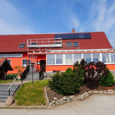 Landhaus Mecklenburg Варен Экстерьер фото