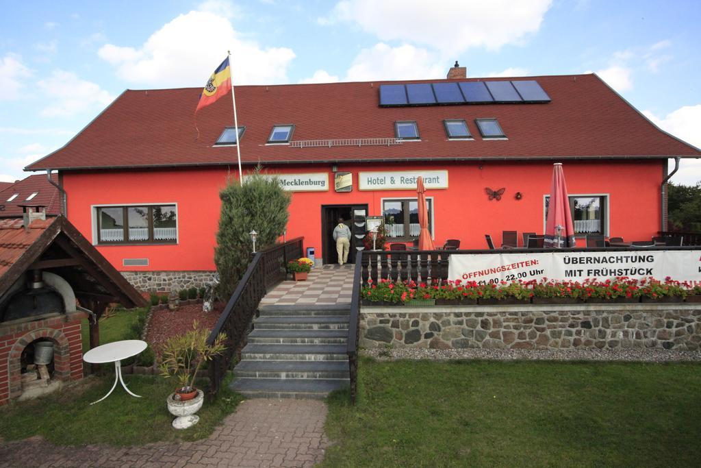 Landhaus Mecklenburg Варен Экстерьер фото